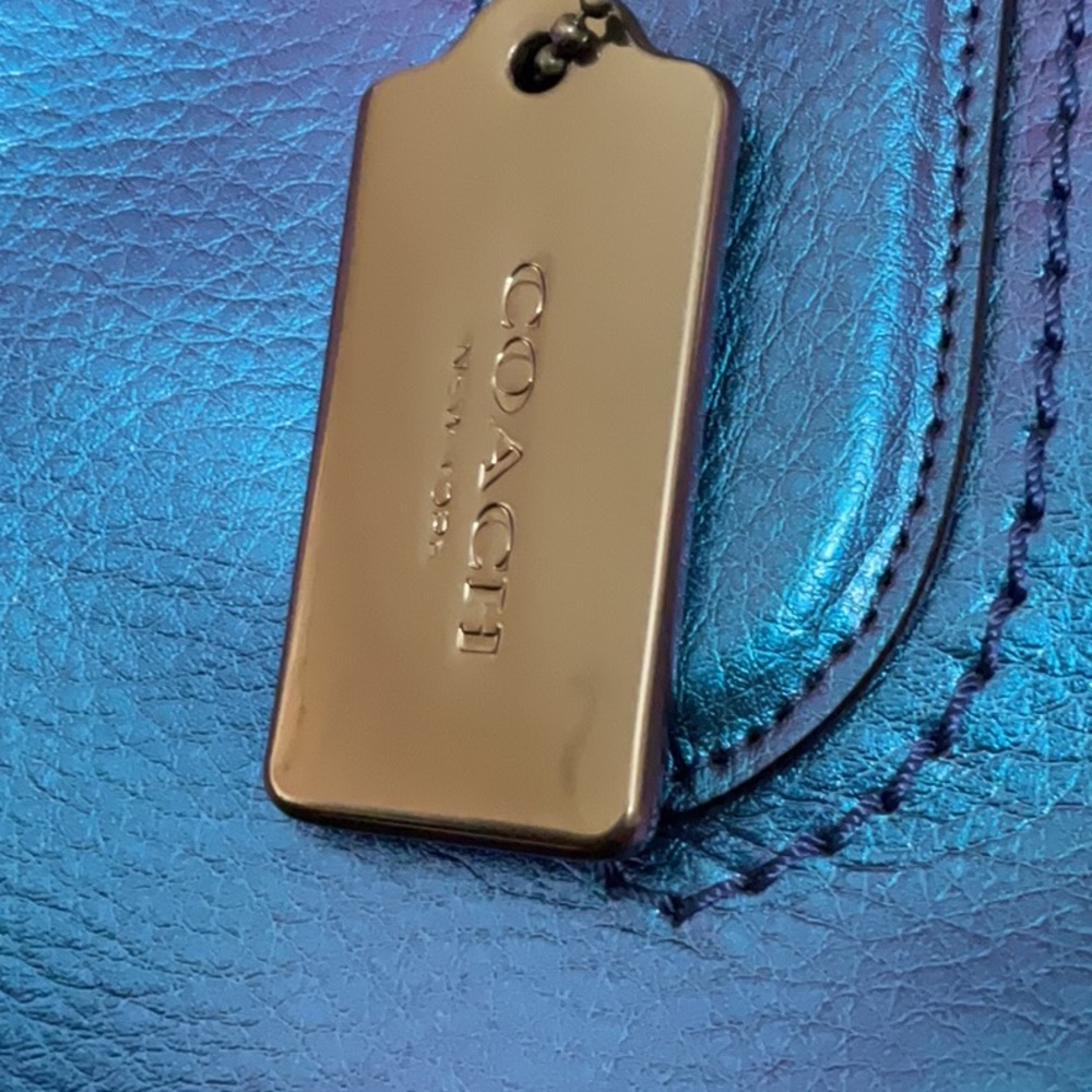 NWOT Authentic Coach Derby Iridescent Limited Edtion - Picture 2 of 9